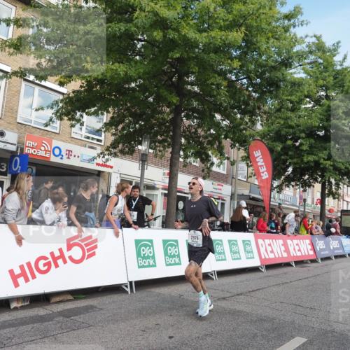 15.09.2024 - PSD Bank Halbmarathon Miley Keyser http://msf.ph/oto/7069100 15.09.2024 12:21:32 Ziel 2254, 2256, 2379, 2404, 2698, 3069, 3269, 3555 meine-sportfotos.de