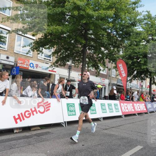 15.09.2024 - PSD Bank Halbmarathon Miley Keyser http://msf.ph/oto/7069105 15.09.2024 12:21:32 Ziel 2254, 2256, 2379, 2404, 2698, 3069, 3269, 3555 meine-sportfotos.de