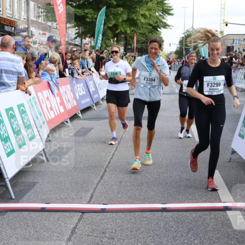 15.09.2024 - PSD Bank Halbmarathon Strokosch-Dieckow http://msf.ph/oto/7069110 15.09.2024 12:22:45 Ziel 836, 2862, 3018, 3036, 3299, 3304 meine-sportfotos.de