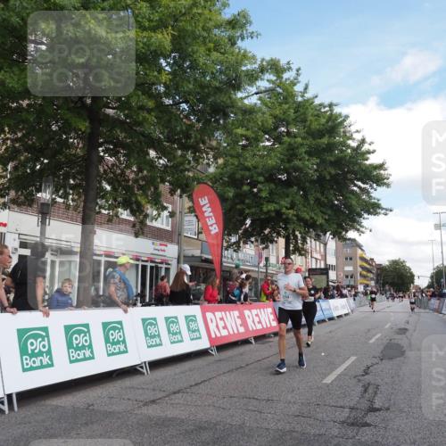 15.09.2024 - PSD Bank Halbmarathon Miley Keyser http://msf.ph/oto/7069120 15.09.2024 12:21:35 Ziel 2254, 2256, 2379, 2404, 2698, 2951, 3069, 3269, 3275, 3555 meine-sportfotos.de