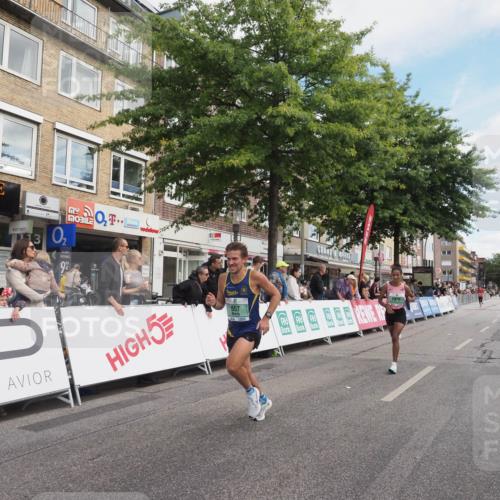 15.09.2024 - PSD Bank Halbmarathon Miley Keyser http://msf.ph/oto/7069126 15.09.2024 11:21:03 Ziel 557, 625, 648, 875, 1020 meine-sportfotos.de