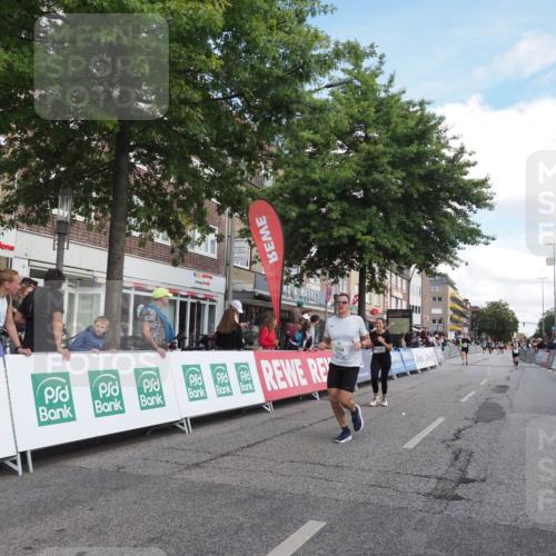 15.09.2024 - PSD Bank Halbmarathon Miley Keyser http://msf.ph/oto/7069129 15.09.2024 12:21:35 Ziel 2254, 2256, 2379, 2404, 2698, 2951, 3069, 3269, 3275, 3555 meine-sportfotos.de