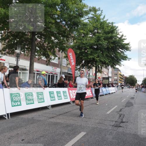 15.09.2024 - PSD Bank Halbmarathon Miley Keyser http://msf.ph/oto/7069143 15.09.2024 12:21:36 Ziel 2254, 2256, 2379, 2404, 2698, 2951, 3069, 3269, 3275, 3555 meine-sportfotos.de