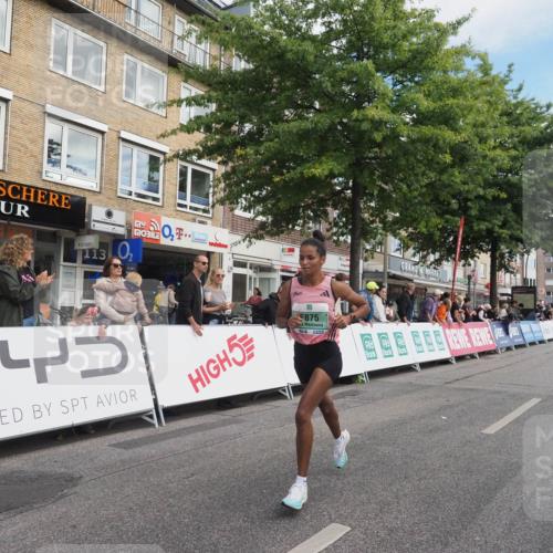 15.09.2024 - PSD Bank Halbmarathon Miley Keyser http://msf.ph/oto/7069149 15.09.2024 11:21:04 Ziel 557, 625, 648, 873, 875, 1020 meine-sportfotos.de