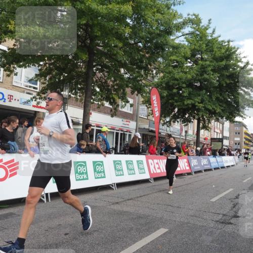 15.09.2024 - PSD Bank Halbmarathon Miley Keyser http://msf.ph/oto/7069155 15.09.2024 12:21:37 Ziel 2254, 2256, 2379, 2404, 2698, 2951, 3069, 3269, 3275, 3555 meine-sportfotos.de