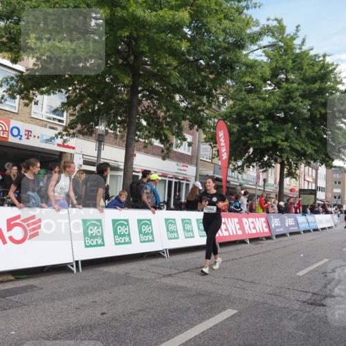 15.09.2024 - PSD Bank Halbmarathon Miley Keyser http://msf.ph/oto/7069169 15.09.2024 12:21:37 Ziel 2254, 2256, 2379, 2404, 2698, 2951, 3069, 3269, 3275, 3555 meine-sportfotos.de
