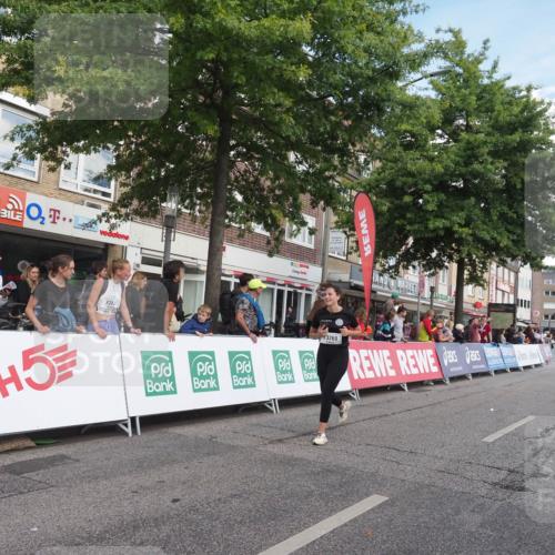 15.09.2024 - PSD Bank Halbmarathon Miley Keyser http://msf.ph/oto/7069175 15.09.2024 12:21:38 Ziel 2254, 2256, 2379, 2404, 2698, 2951, 3069, 3269, 3275, 3555 meine-sportfotos.de
