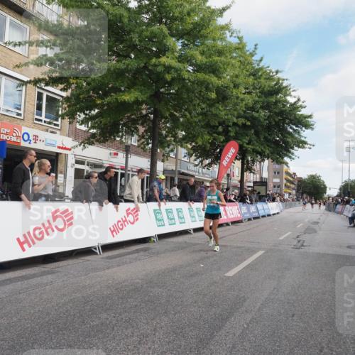 15.09.2024 - PSD Bank Halbmarathon Miley Keyser http://msf.ph/oto/7069189 15.09.2024 11:21:17 Ziel 579, 648, 873, 878, 1009, 2471 meine-sportfotos.de