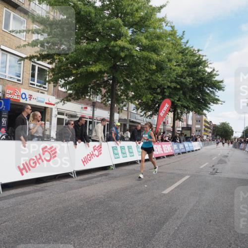 15.09.2024 - PSD Bank Halbmarathon Miley Keyser http://msf.ph/oto/7069194 15.09.2024 11:21:18 Ziel 579, 648, 873, 878, 1009, 2471 meine-sportfotos.de