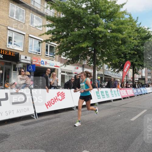15.09.2024 - PSD Bank Halbmarathon Miley Keyser http://msf.ph/oto/7069214 15.09.2024 11:21:18 Ziel 579, 648, 873, 878, 1009, 2471 meine-sportfotos.de