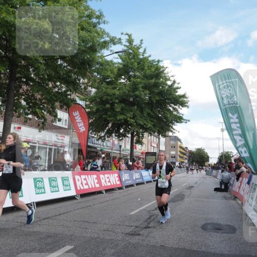 15.09.2024 - PSD Bank Halbmarathon Miley Keyser http://msf.ph/oto/7069230 15.09.2024 12:21:44 Ziel 2039, 2131, 2254, 2951, 3269, 3275, 3471 meine-sportfotos.de