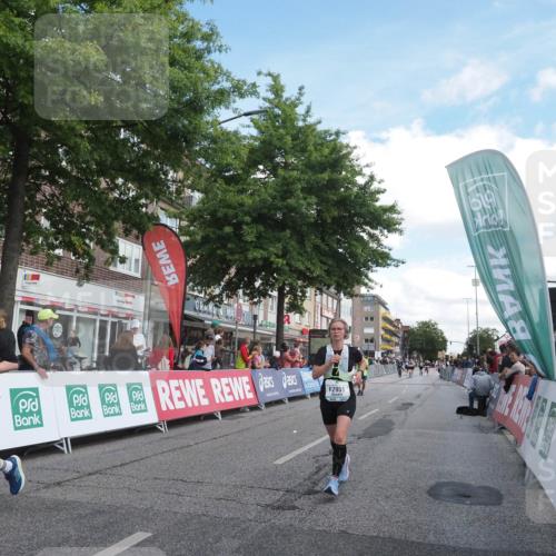 15.09.2024 - PSD Bank Halbmarathon Miley Keyser http://msf.ph/oto/7069234 15.09.2024 12:21:44 Ziel 2039, 2131, 2254, 2951, 3269, 3275, 3471 meine-sportfotos.de