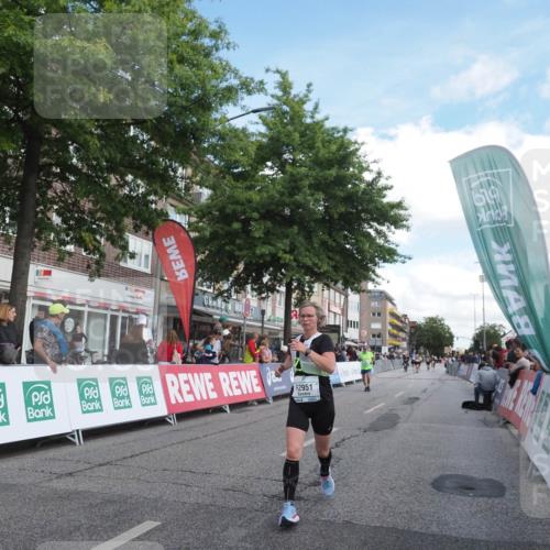 15.09.2024 - PSD Bank Halbmarathon Miley Keyser http://msf.ph/oto/7069249 15.09.2024 12:21:45 Ziel 2039, 2131, 2254, 2951, 3269, 3275, 3471 meine-sportfotos.de