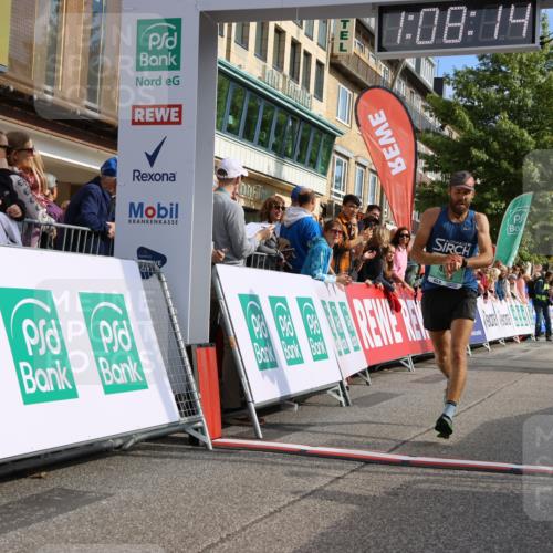 15.09.2024 - PSD Bank Halbmarathon Strokosch-Dieckow http://msf.ph/oto/7069263 15.09.2024 11:09:05 Ziel 495, 496, 525 meine-sportfotos.de