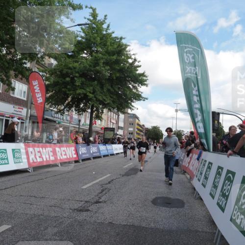 15.09.2024 - PSD Bank Halbmarathon Miley Keyser http://msf.ph/oto/7069302 15.09.2024 12:21:55 Ziel 2039, 2131, 2689, 2951, 3025, 3230, 3275, 3471 meine-sportfotos.de