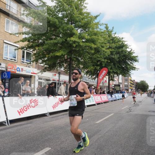 15.09.2024 - PSD Bank Halbmarathon Miley Keyser http://msf.ph/oto/7069318 15.09.2024 11:21:30 Ziel 428, 579, 864, 878, 1009, 1092, 2471 meine-sportfotos.de