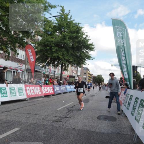 15.09.2024 - PSD Bank Halbmarathon Miley Keyser http://msf.ph/oto/7069331 15.09.2024 12:21:56 Ziel 2039, 2131, 2689, 2951, 3025, 3230, 3275, 3471 meine-sportfotos.de