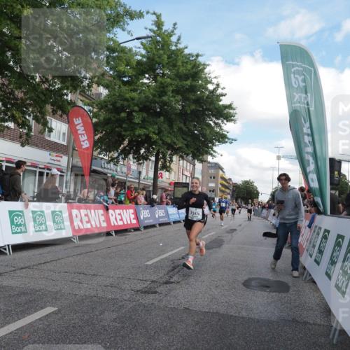 15.09.2024 - PSD Bank Halbmarathon Miley Keyser http://msf.ph/oto/7069334 15.09.2024 12:21:56 Ziel 2039, 2131, 2689, 2951, 3025, 3230, 3275, 3471 meine-sportfotos.de