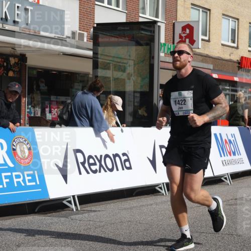 15.09.2024 - PSD Bank Halbmarathon Michael Strokosch http://msf.ph/oto/7069337 15.09.2024 12:07:29 Ziel 1422, 1717, 1825, 2029, 2158, 2175, 2190, 2313, 2511, 2998, 3024, 3153, 3174, 3405, 3529 meine-sportfotos.de