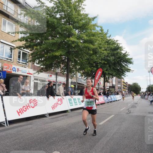 15.09.2024 - PSD Bank Halbmarathon Miley Keyser http://msf.ph/oto/7069344 15.09.2024 11:21:32 Ziel 428, 579, 864, 878, 1009, 1092, 2471 meine-sportfotos.de