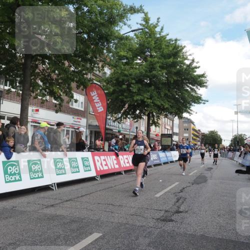 15.09.2024 - PSD Bank Halbmarathon Miley Keyser http://msf.ph/oto/7069355 15.09.2024 12:21:59 Ziel 1654, 2039, 2131, 2457, 2689, 2769, 3025, 3230, 3471 meine-sportfotos.de