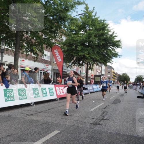 15.09.2024 - PSD Bank Halbmarathon Miley Keyser http://msf.ph/oto/7069367 15.09.2024 12:21:59 Ziel 1654, 2039, 2131, 2457, 2689, 2769, 3025, 3230, 3471 meine-sportfotos.de