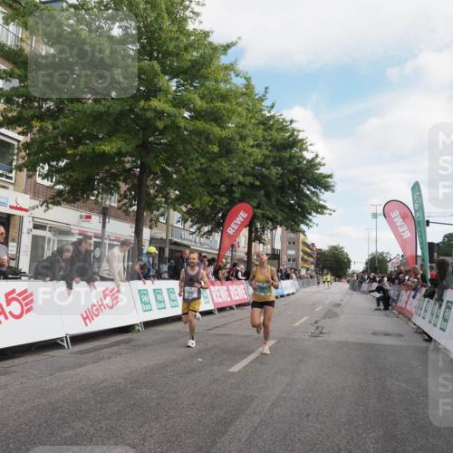 15.09.2024 - PSD Bank Halbmarathon Miley Keyser http://msf.ph/oto/7069398 15.09.2024 11:21:37 Ziel 428, 655, 854, 864, 867, 878, 1009, 1049, 1092 meine-sportfotos.de