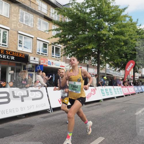 15.09.2024 - PSD Bank Halbmarathon Miley Keyser http://msf.ph/oto/7069438 15.09.2024 11:21:38 Ziel 428, 655, 854, 864, 867, 878, 1049, 1092 meine-sportfotos.de