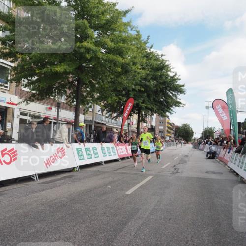 15.09.2024 - PSD Bank Halbmarathon Miley Keyser http://msf.ph/oto/7069453 15.09.2024 11:21:47 Ziel 419, 643, 653, 655, 854, 867, 1010, 1049 meine-sportfotos.de