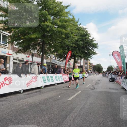 15.09.2024 - PSD Bank Halbmarathon Miley Keyser http://msf.ph/oto/7069457 15.09.2024 11:21:47 Ziel 419, 643, 653, 655, 854, 867, 1010, 1049 meine-sportfotos.de