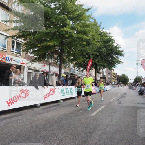 15.09.2024 - PSD Bank Halbmarathon Miley Keyser http://msf.ph/oto/7069476 15.09.2024 11:21:48 Ziel 419, 422, 643, 653, 655, 854, 867, 1010, 1049 meine-sportfotos.de