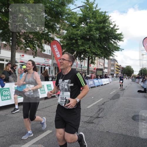 15.09.2024 - PSD Bank Halbmarathon Miley Keyser http://msf.ph/oto/7069478 15.09.2024 12:22:06 Ziel 1654, 2039, 2321, 2457, 2689, 2769, 3025, 3230, 3471 meine-sportfotos.de