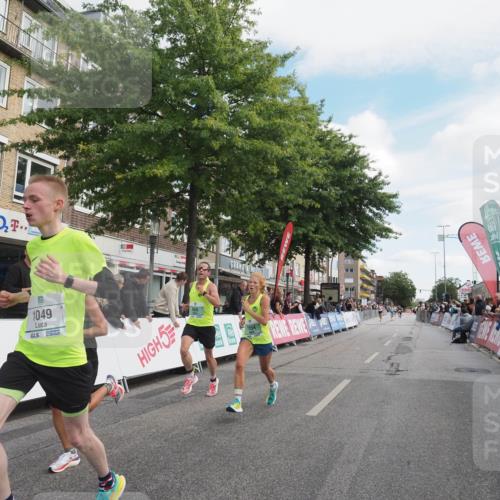 15.09.2024 - PSD Bank Halbmarathon Miley Keyser http://msf.ph/oto/7069500 15.09.2024 11:21:49 Ziel 419, 422, 643, 653, 655, 854, 867, 1010, 1049 meine-sportfotos.de