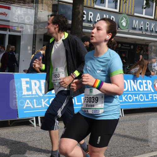 15.09.2024 - PSD Bank Halbmarathon Michael Strokosch http://msf.ph/oto/7069535 15.09.2024 12:07:43 Ziel 1717, 1825, 1832, 1953, 1986, 2029, 2040, 2175, 2190, 2521, 2963, 2976, 2998, 3024, 3039, 3174, 3529 meine-sportfotos.de