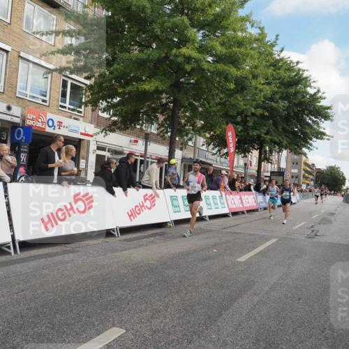 15.09.2024 - PSD Bank Halbmarathon Miley Keyser http://msf.ph/oto/7069539 15.09.2024 11:21:57 Ziel 415, 419, 422, 643, 653, 654, 876, 1010 meine-sportfotos.de