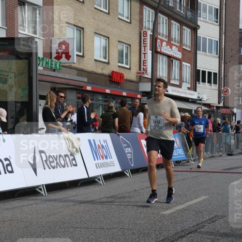 15.09.2024 - PSD Bank Halbmarathon Michael Strokosch http://msf.ph/oto/7069565 15.09.2024 12:07:46 Ziel 1825, 1832, 1953, 1986, 2029, 2040, 2175, 2521, 2963, 2976, 2998, 3024, 3039, 3174 meine-sportfotos.de