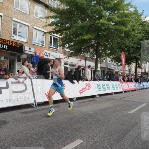 15.09.2024 - PSD Bank Halbmarathon Miley Keyser http://msf.ph/oto/7069582 15.09.2024 11:21:59 Ziel 415, 419, 422, 643, 653, 654, 876, 1010 meine-sportfotos.de