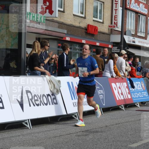 15.09.2024 - PSD Bank Halbmarathon Michael Strokosch http://msf.ph/oto/7069591 15.09.2024 12:07:49 Ziel 1646, 1825, 1832, 1953, 1986, 2040, 2521, 2963, 2976, 2996, 3039, 3257 meine-sportfotos.de