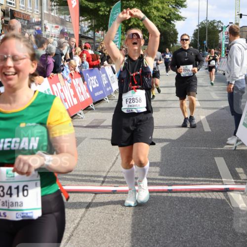 15.09.2024 - PSD Bank Halbmarathon Strokosch-Dieckow http://msf.ph/oto/7069596 15.09.2024 12:31:25 Ziel 1948, 2259, 2858, 3089, 3211, 3279, 3312, 3414, 3416, 3486, 3542 meine-sportfotos.de