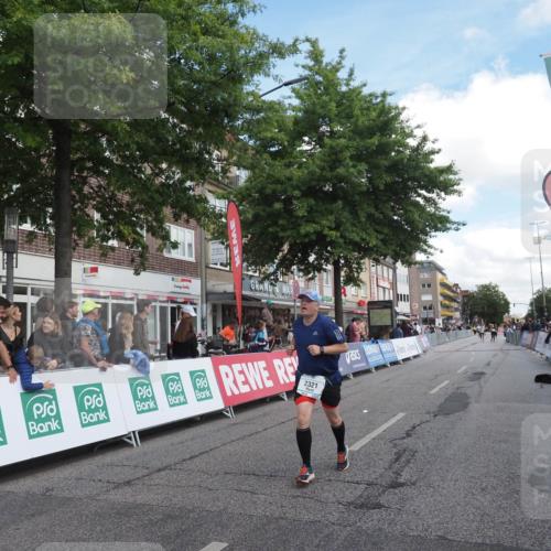 15.09.2024 - PSD Bank Halbmarathon Miley Keyser http://msf.ph/oto/7069619 15.09.2024 12:22:10 Ziel 1654, 2321, 2457, 2689, 2769, 3025, 3230 meine-sportfotos.de