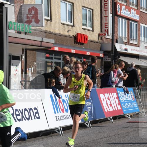 15.09.2024 - PSD Bank Halbmarathon Michael Strokosch http://msf.ph/oto/7069622 15.09.2024 10:25:10 Ziel 7, 102, 119, 165, 177 meine-sportfotos.de