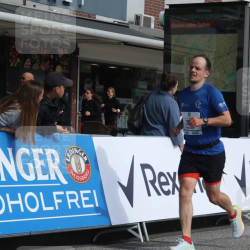 15.09.2024 - PSD Bank Halbmarathon Michael Strokosch http://msf.ph/oto/7069625 15.09.2024 12:07:50 Ziel 1646, 1832, 1953, 1986, 2040, 2521, 2963, 2976, 2996, 3039, 3257 meine-sportfotos.de