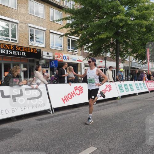 15.09.2024 - PSD Bank Halbmarathon Miley Keyser http://msf.ph/oto/7069639 15.09.2024 11:22:02 Ziel 415, 419, 422, 643, 653, 654, 876, 1010 meine-sportfotos.de