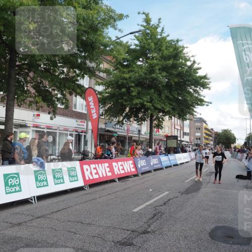 15.09.2024 - PSD Bank Halbmarathon Miley Keyser http://msf.ph/oto/7069645 15.09.2024 12:22:26 Ziel 836, 2862, 3299, 3304 meine-sportfotos.de