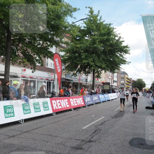 15.09.2024 - PSD Bank Halbmarathon Miley Keyser http://msf.ph/oto/7069649 15.09.2024 12:22:26 Ziel 836, 2862, 3299, 3304 meine-sportfotos.de