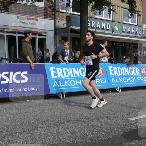 15.09.2024 - PSD Bank Halbmarathon Michael Strokosch http://msf.ph/oto/7069664 15.09.2024 12:07:53 Ziel 1159, 1633, 1646, 1832, 2040, 2521, 2996, 3257 meine-sportfotos.de