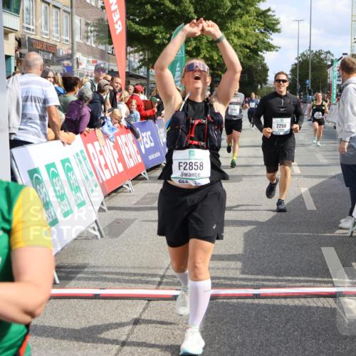 15.09.2024 - PSD Bank Halbmarathon Strokosch-Dieckow http://msf.ph/oto/7069677 15.09.2024 12:31:25 Ziel 1948, 2259, 2858, 3089, 3211, 3279, 3312, 3414, 3416, 3486, 3542 meine-sportfotos.de
