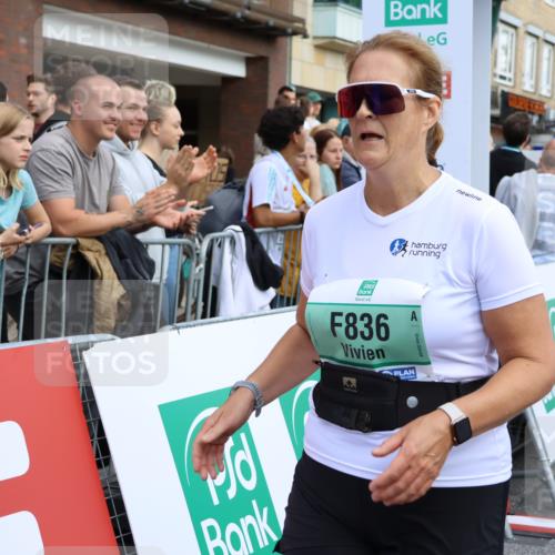 15.09.2024 - PSD Bank Halbmarathon Strokosch-Dieckow http://msf.ph/oto/7069682 15.09.2024 12:22:48 Ziel 836, 2862, 3018, 3036, 3127, 3282, 3299, 3304 meine-sportfotos.de