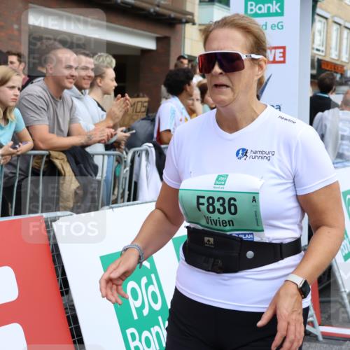 15.09.2024 - PSD Bank Halbmarathon Strokosch-Dieckow http://msf.ph/oto/7069695 15.09.2024 12:22:48 Ziel 836, 2862, 3018, 3036, 3127, 3282, 3299, 3304 meine-sportfotos.de