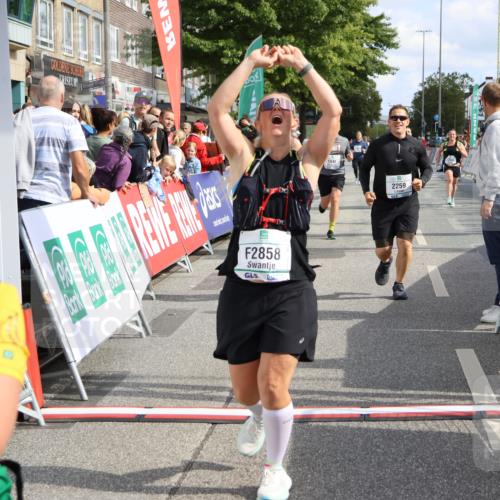 15.09.2024 - PSD Bank Halbmarathon Strokosch-Dieckow http://msf.ph/oto/7069696 15.09.2024 12:31:25 Ziel 1948, 2259, 2858, 3089, 3211, 3279, 3312, 3414, 3416, 3486, 3542 meine-sportfotos.de